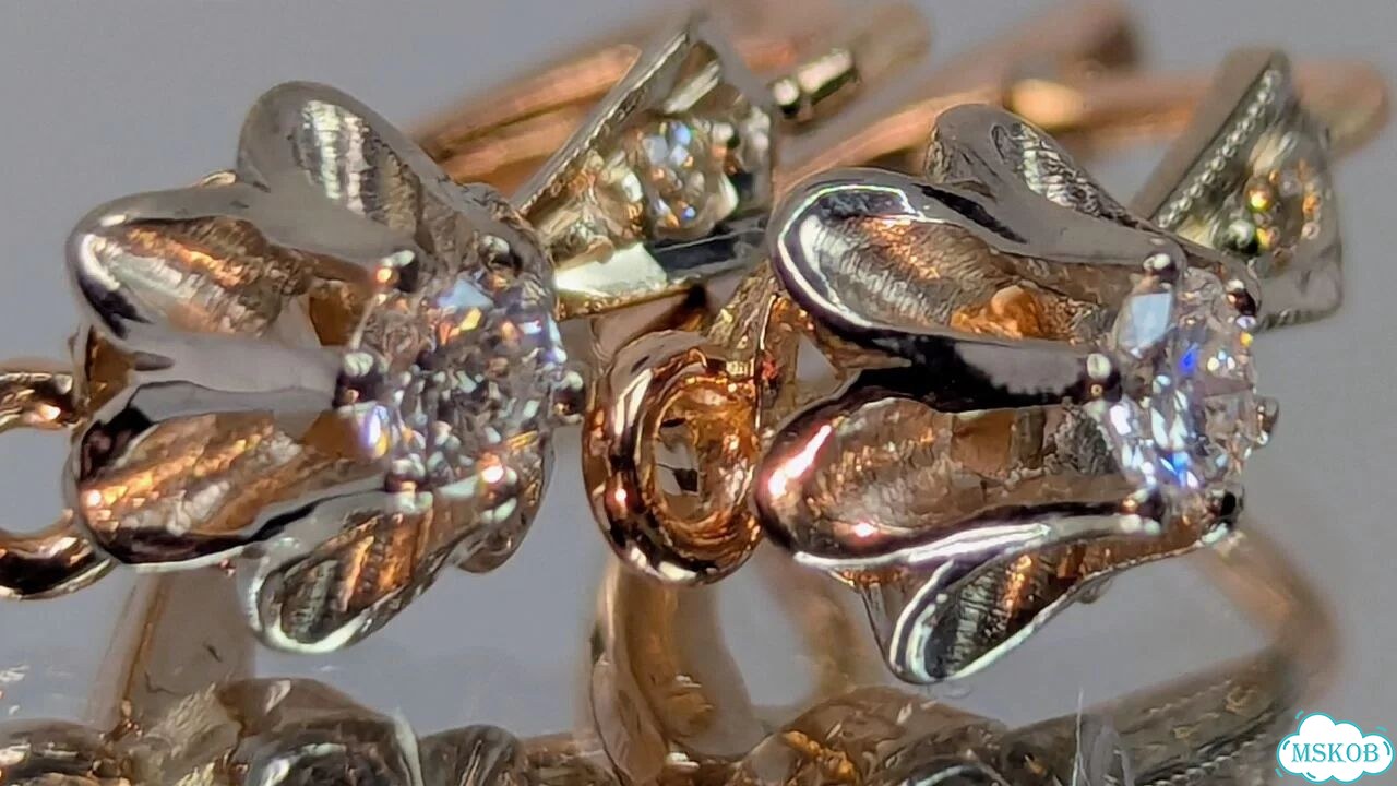 Золотые серьги с бриллиантами. 583. СССР.Тюльпаны фото 1