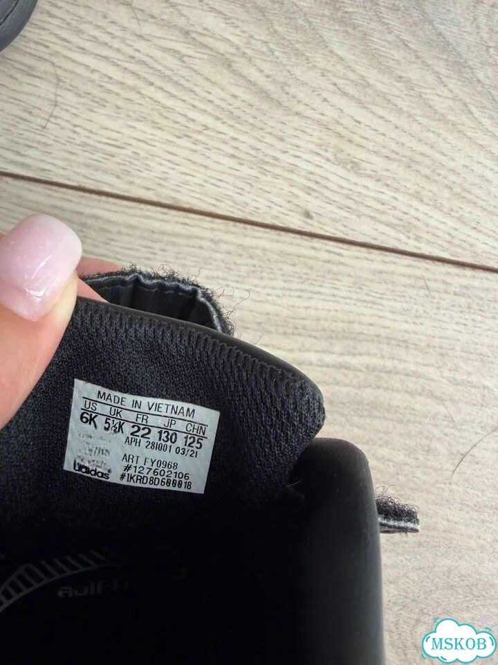 Кроссовки детские adidas 22 размер фото 2