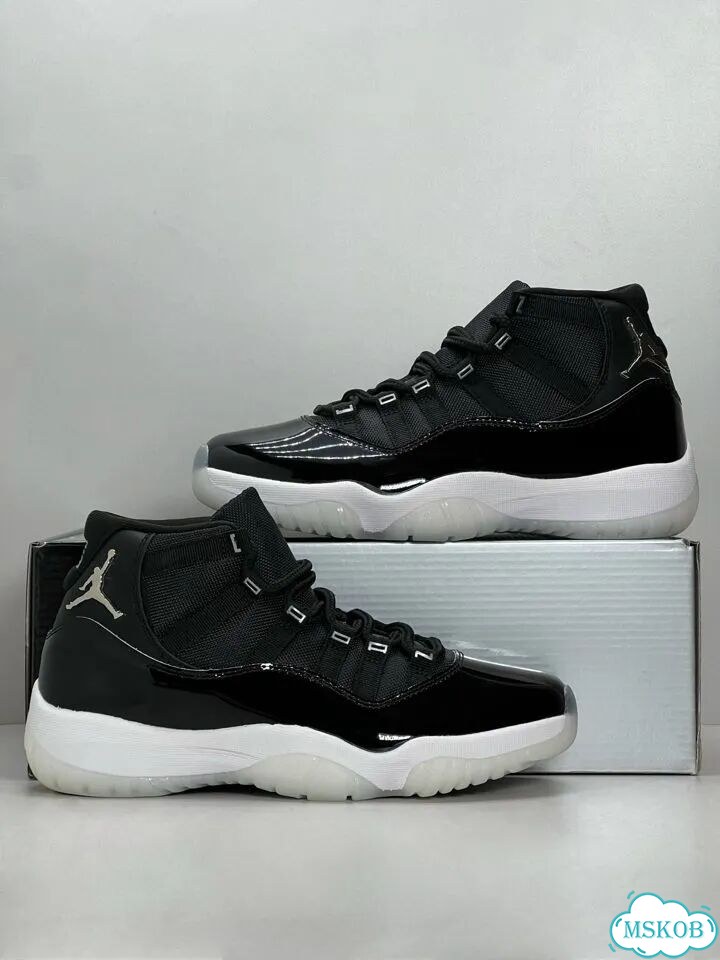 Кроссовки Nike Air Jordan 11 фото 1