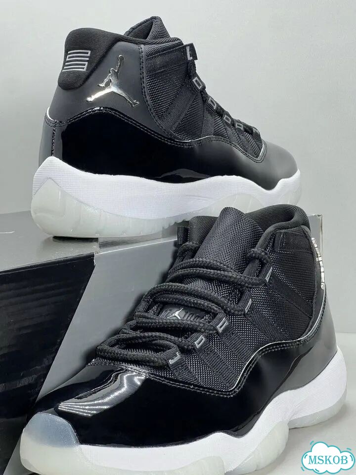 Кроссовки Nike Air Jordan 11 фото 8