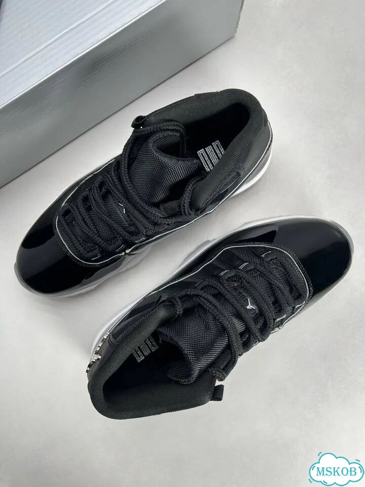 Кроссовки Nike Air Jordan 11 фото 9