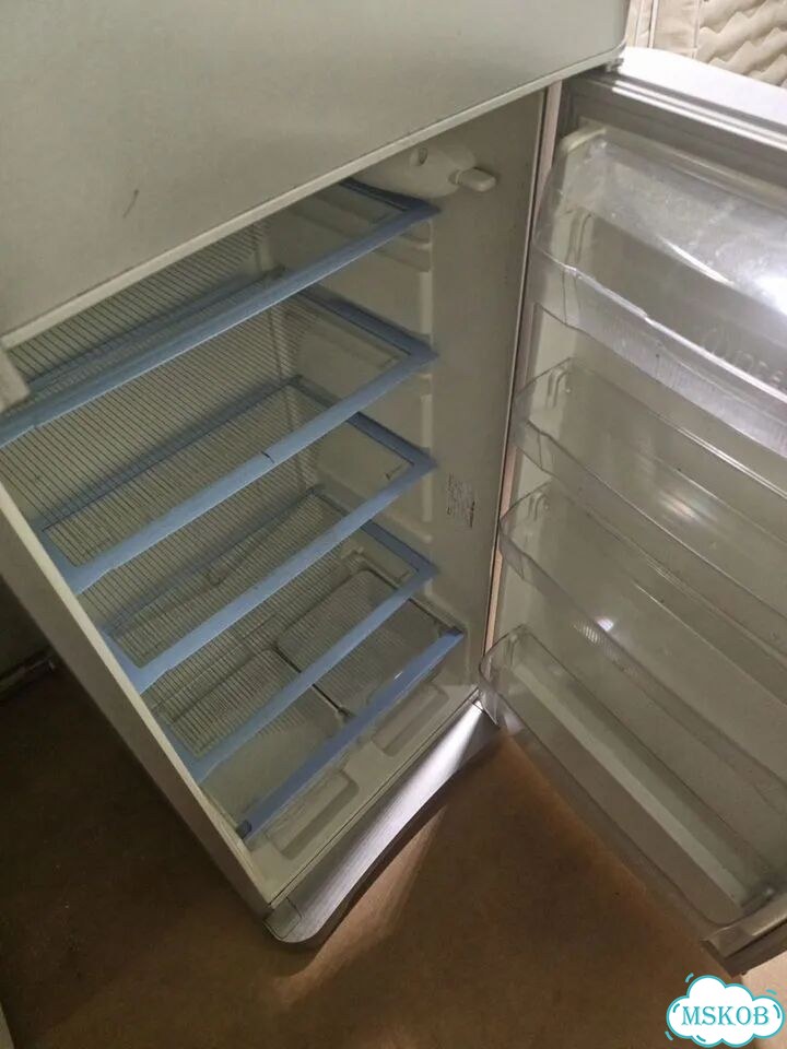 Холодильник indesit фото 2