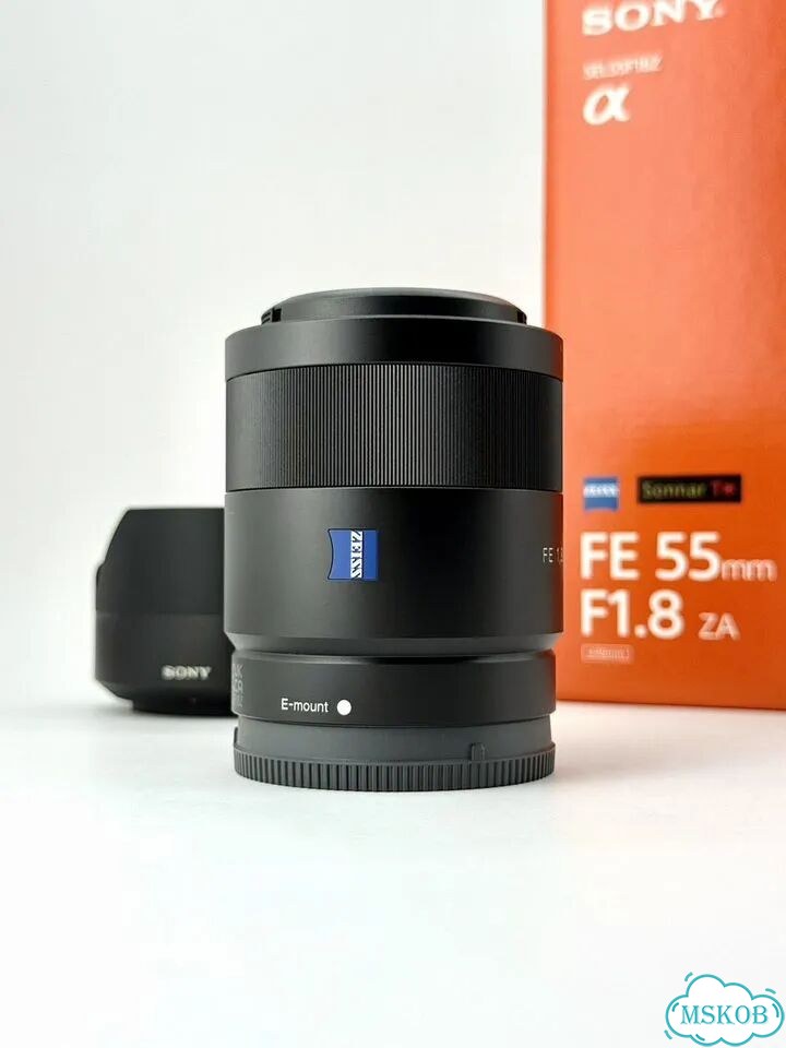 Sony Sonnar T* FE 55mm F1.8 ZA / like new фото 2