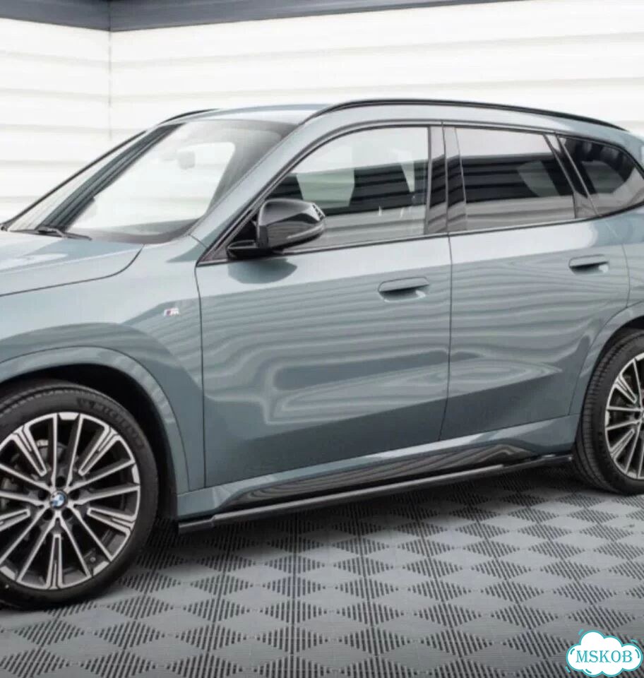 Крбоновые пороги на BMW U11 фото 1