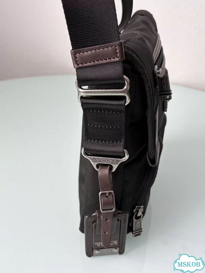 Сумка Tumi Alpha Bravo Barstow Crossbody оригинал фото 4