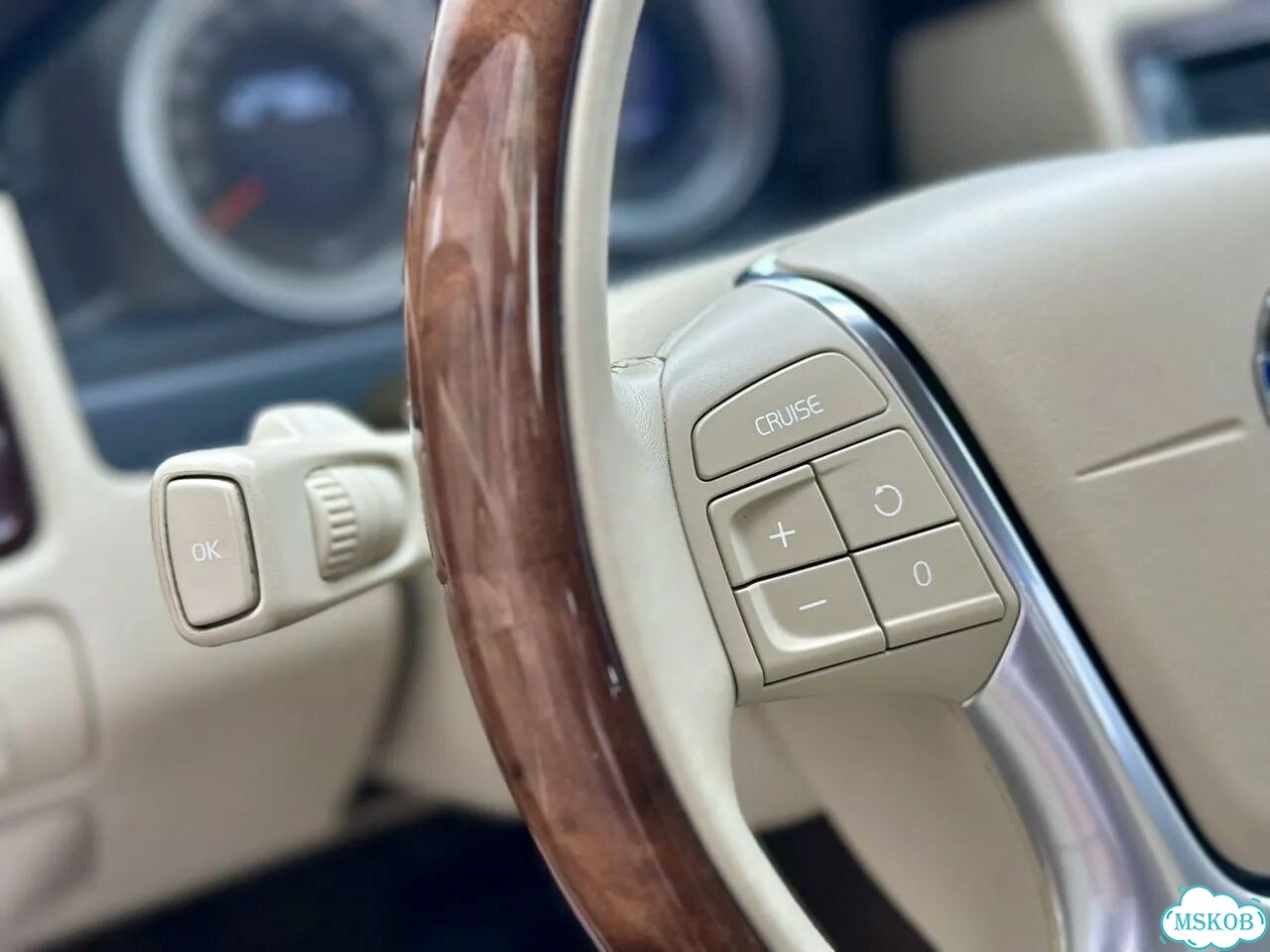 Volvo XC70 2.4 AT, 2012, 128 500 км фото 12