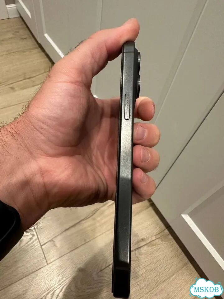 iPhone 15 Pro Max, 256 ГБ, SIM + eSIM фото 2