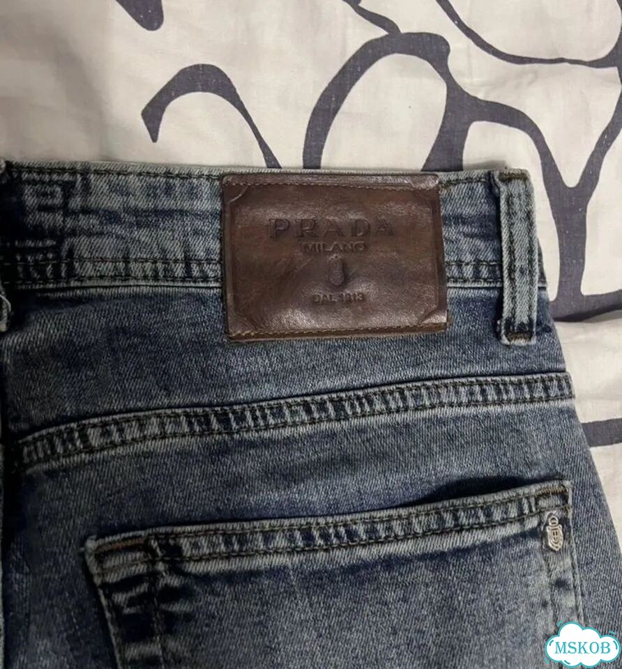 Джинсы Prada bootcut фото 4