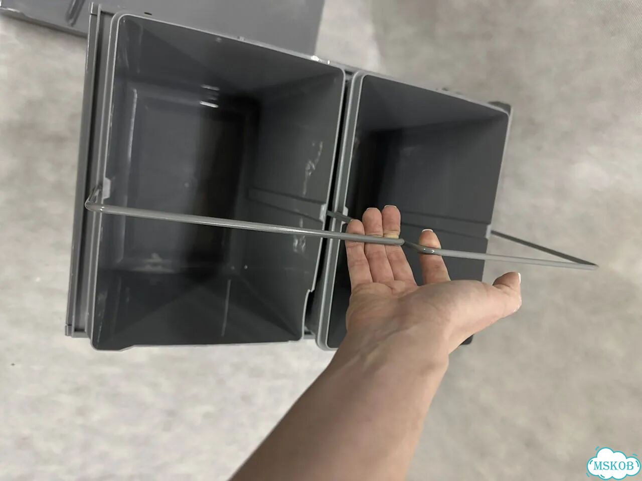 Мусорное ведро выдвежное с дефектом фото 6