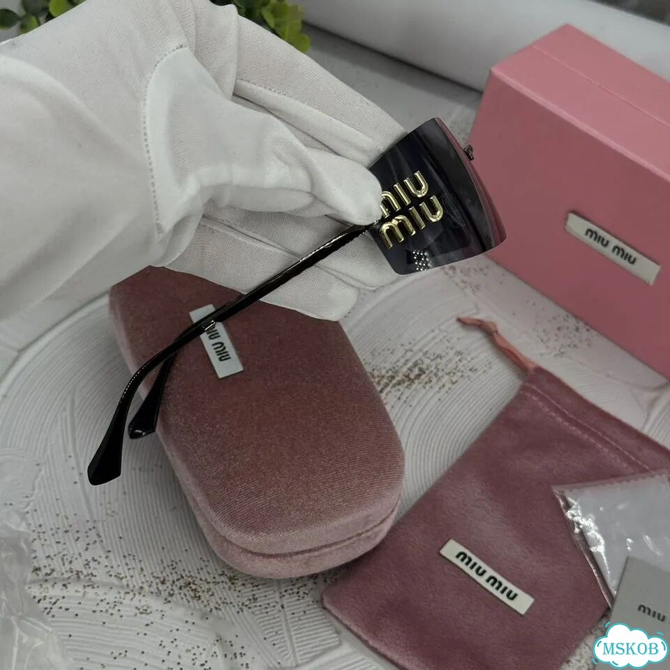 Солнцезащитные очки Miu Miu широкая маска фото 5