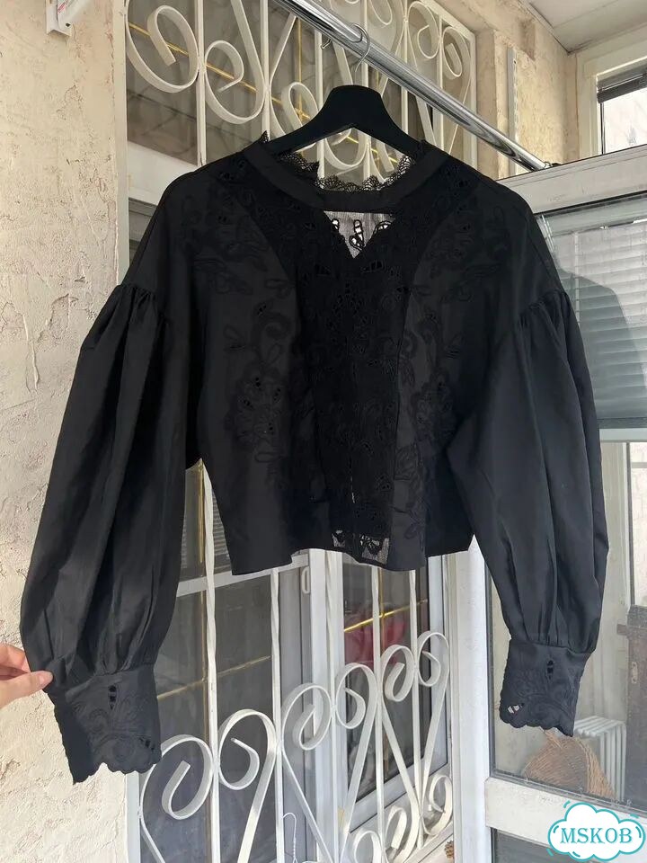 Укороченная блузка Zara с пышным рукавом фото 1