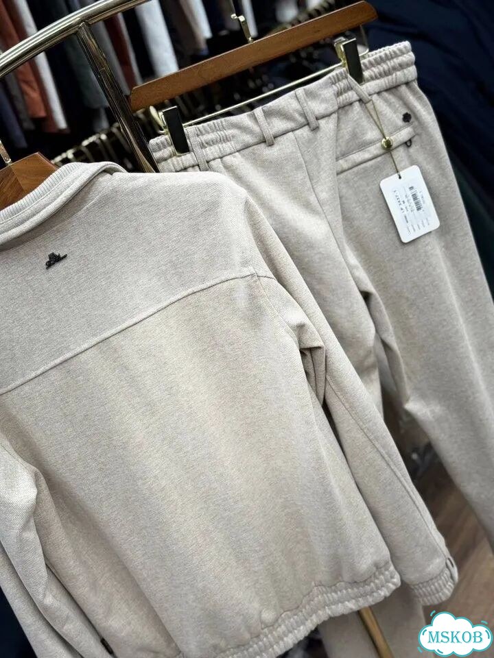 Спортивный костюм loro piana мужской фото 4