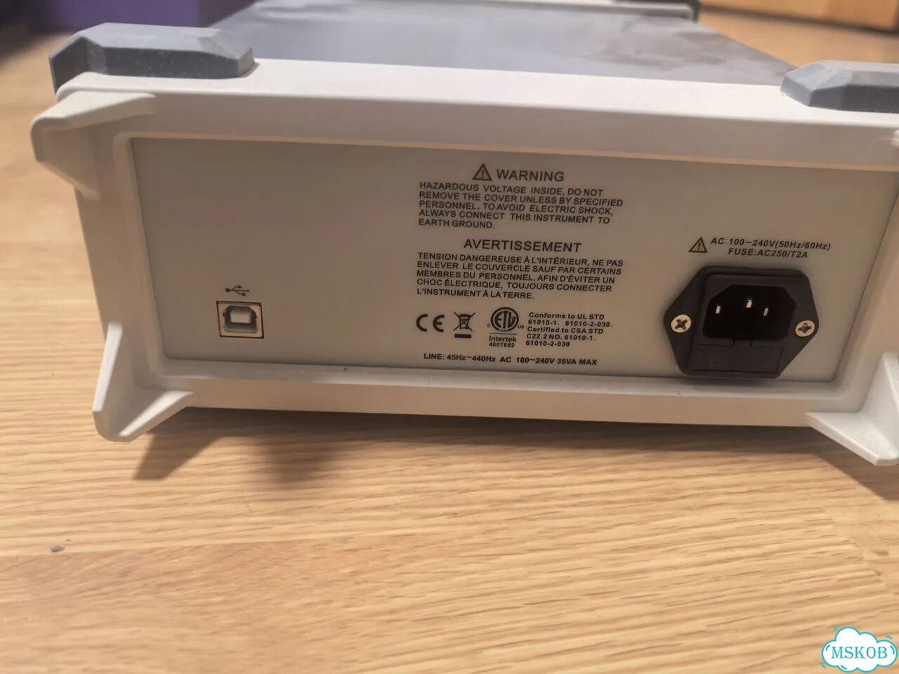 Генератор сигналов UNI-T UTG9002-II фото 4