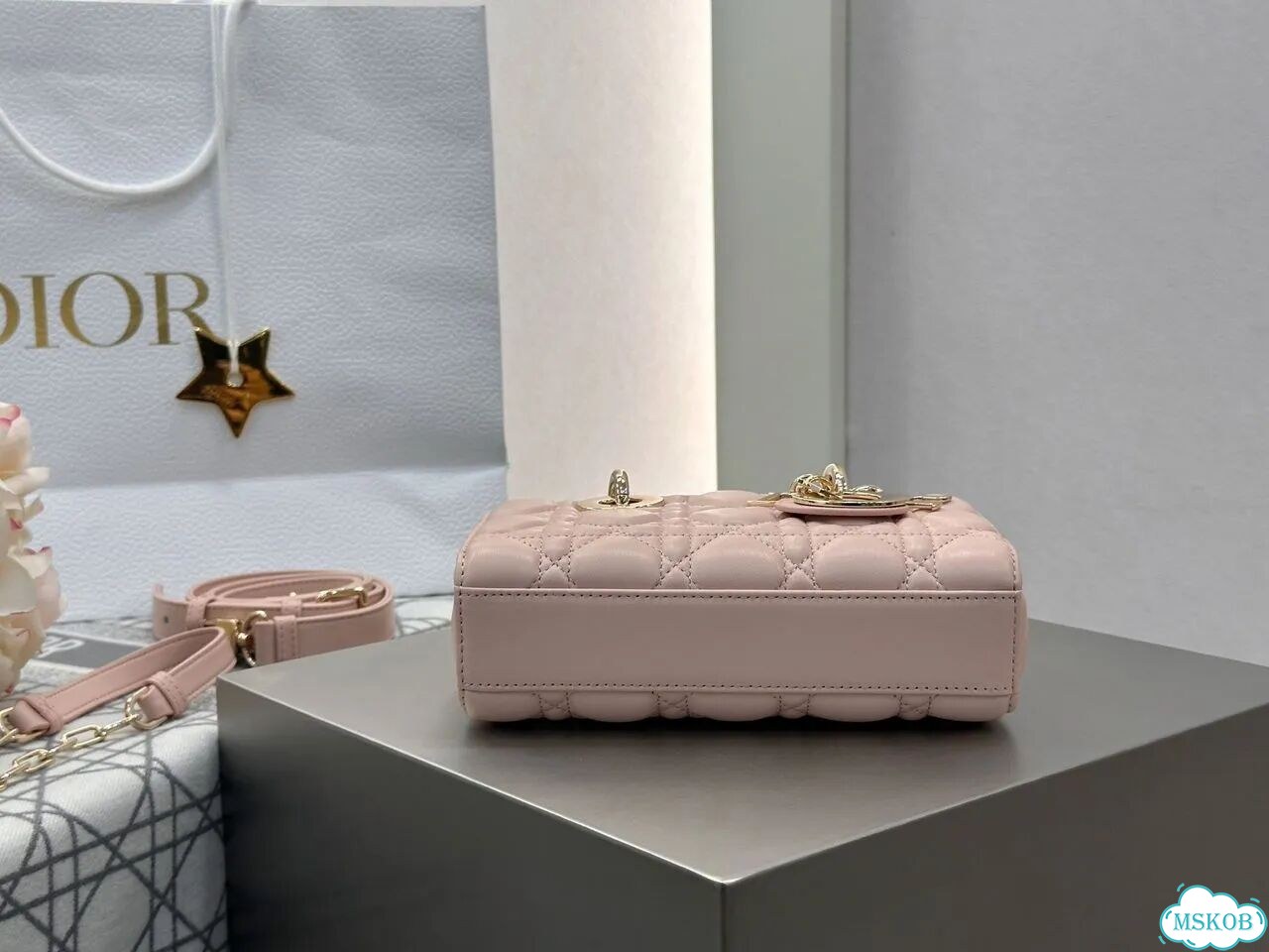 Сумка Dior D-Joy Mini фото 6