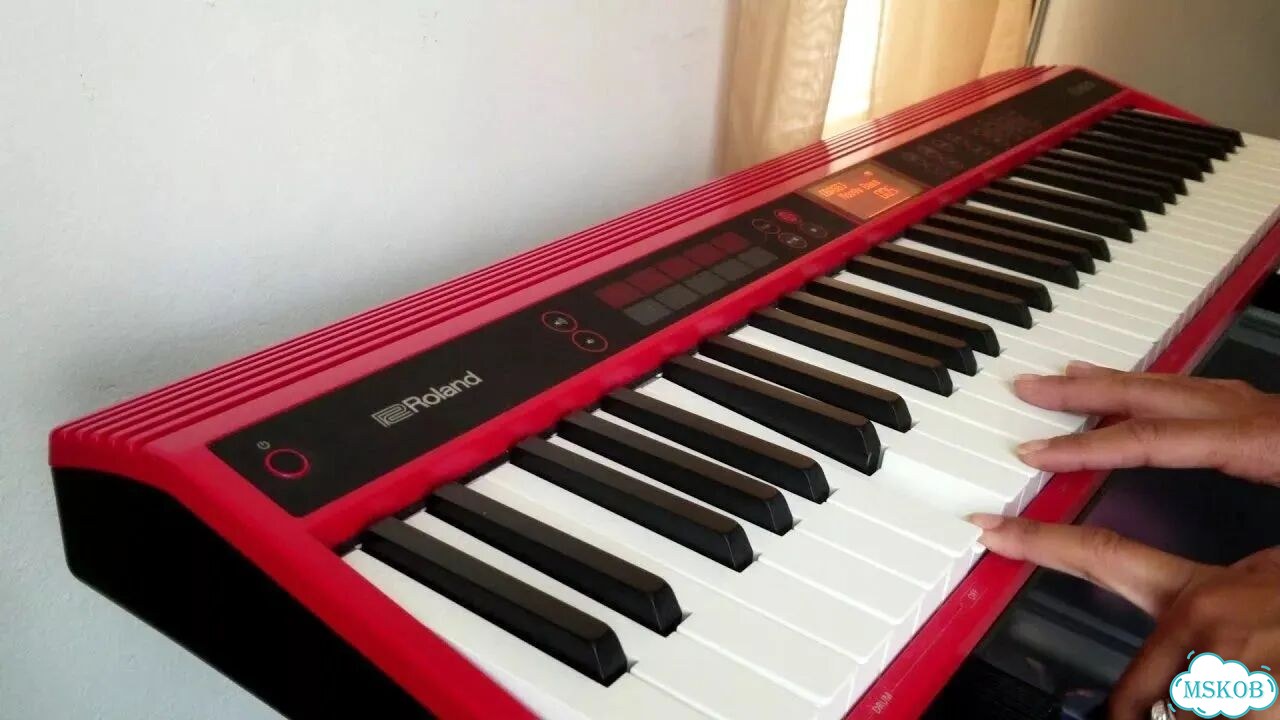 Синтезатор Roland GO:keys с подставкой фото 4
