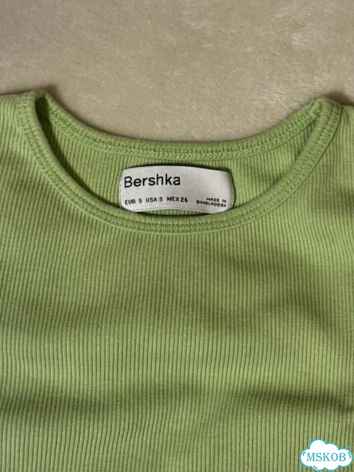 Кроп-топ Bershka S салатовый в рубчик фото 2