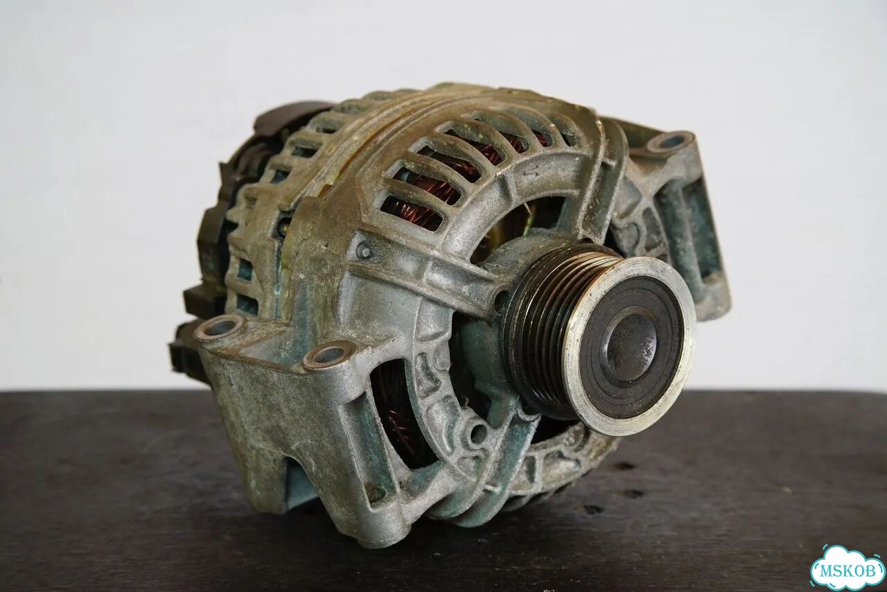 Генератор VW audi 06B903016AB фото 1