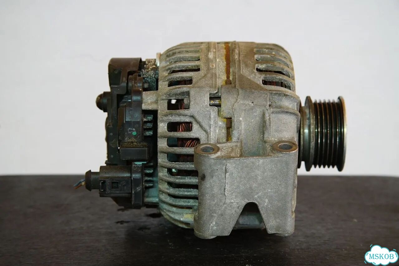 Генератор VW audi 06B903016AB фото 3