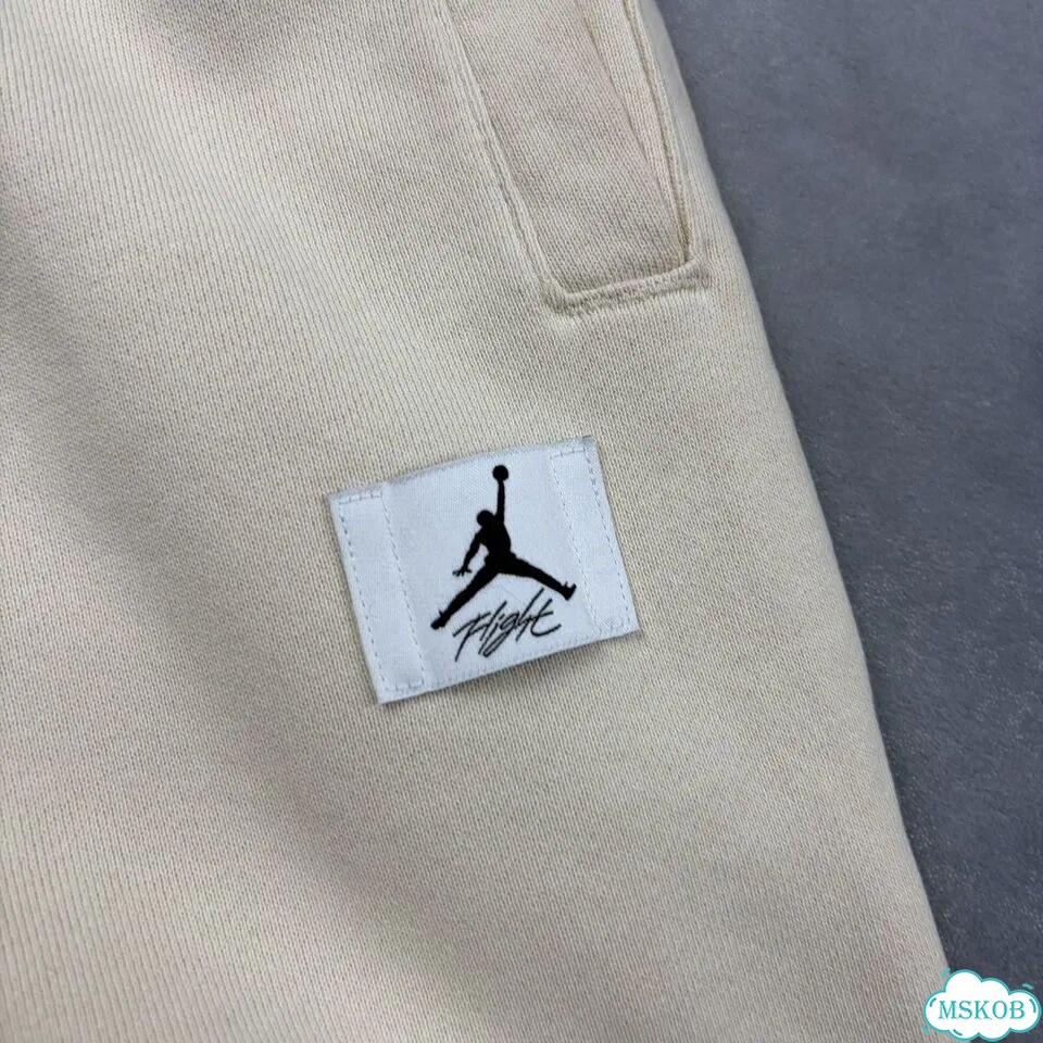 Широкие штаны air jordan оригинал фото 3