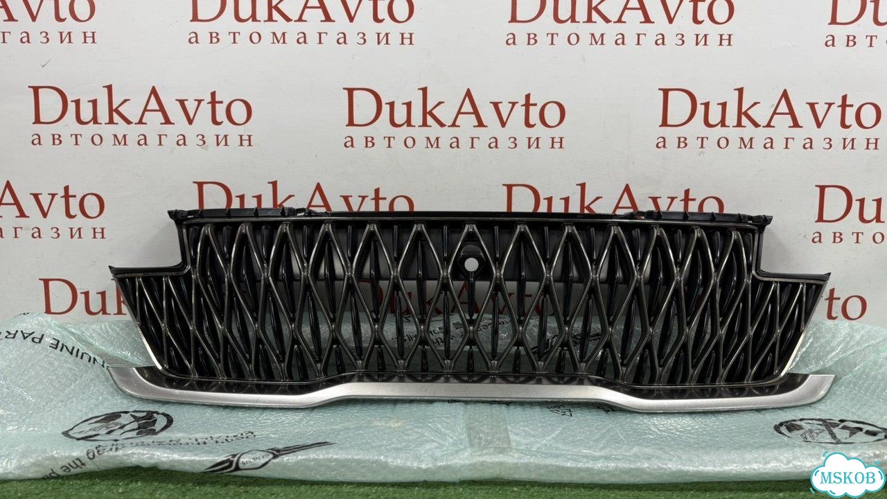 Решетка радиатора передняя Kia Carnival YP D4HE фото 1