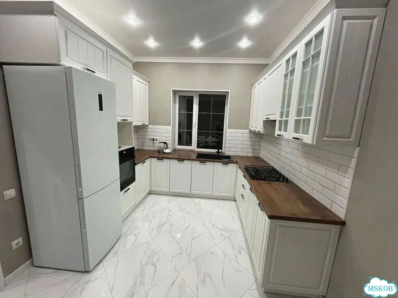 Кухонный гарнитур Кухня фото 2