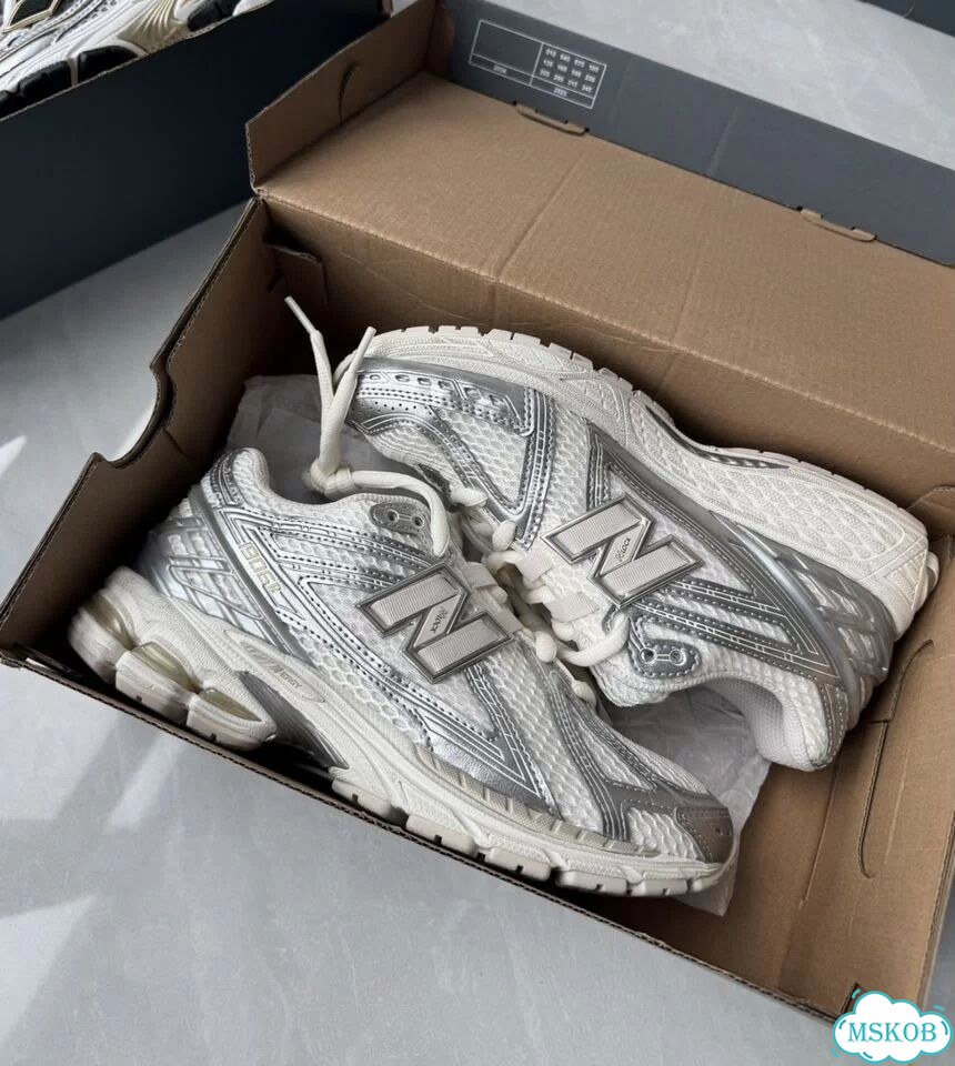 New Balance 1906R Silver Metallic оригинал фото 1