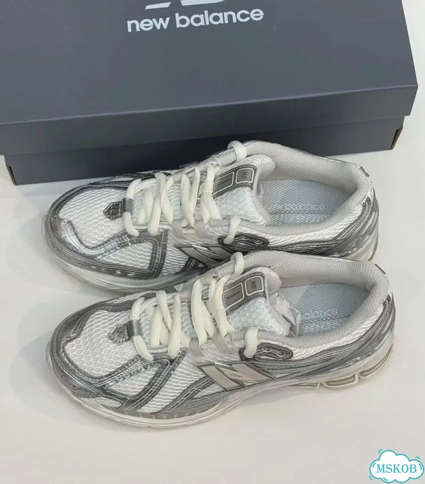 New Balance 1906R Silver Metallic оригинал фото 3