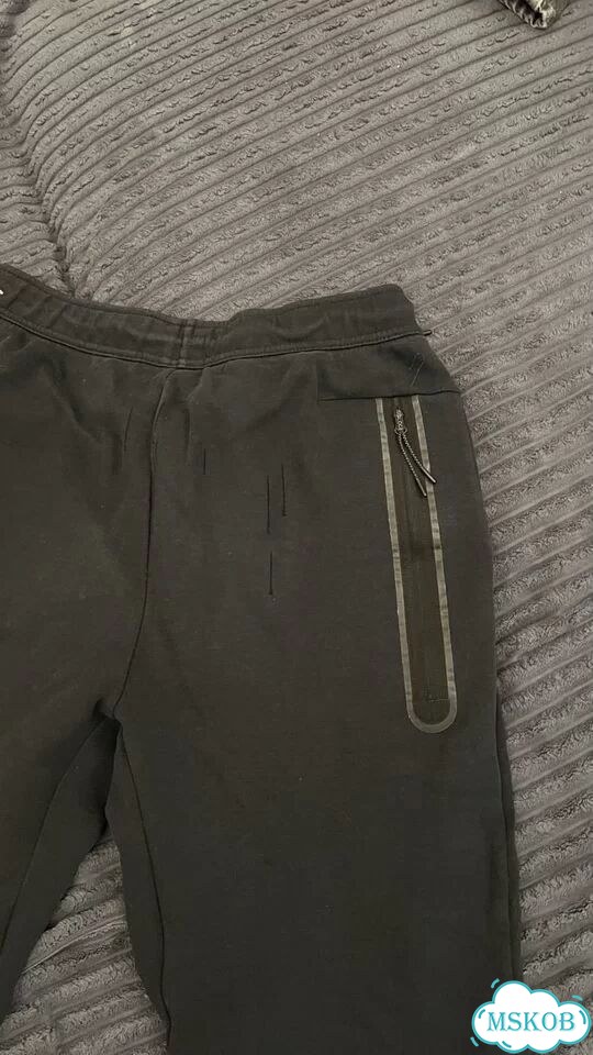 Спортивные штаны Nike tech fleece фото 3