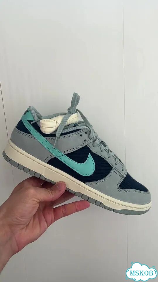 US 9.42.5.Оригинал. Nike Dunk Low Retro Premium фото 1