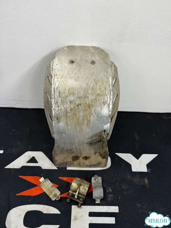 Защита двигателя KTM EXC-F 250 18г 6days фото 1