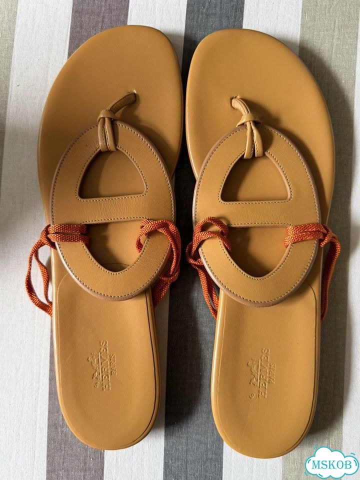 Шлепанцы Hermes, оригинал 40 фото 1
