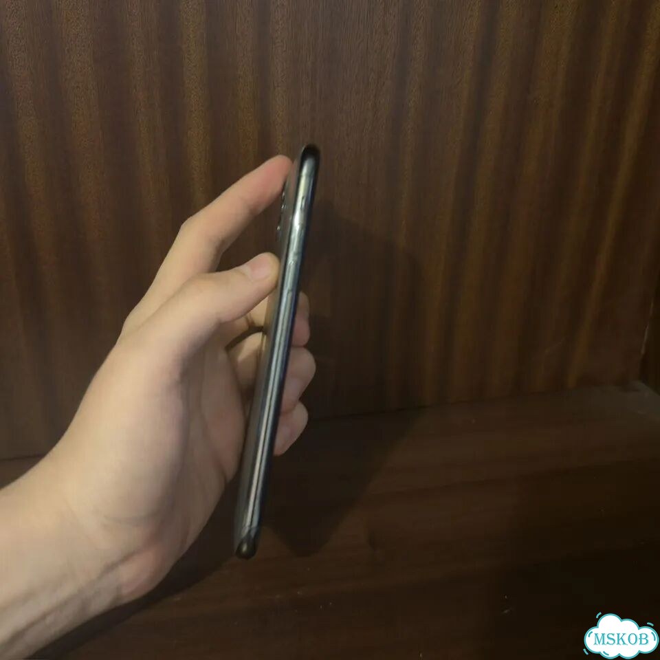 iPhone 11 Pro Max, 512 ГБ, SIM + eSIM фото 4