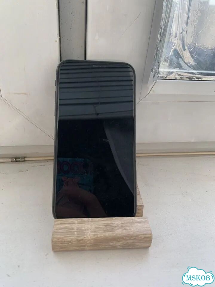iPhone 11, 64 ГБ, SIM + eSIM фото 1