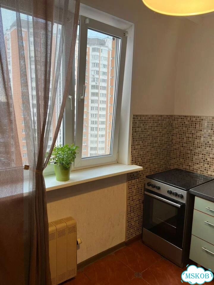 1-к. квартира, 38 м², 9/17 эт. фото 4