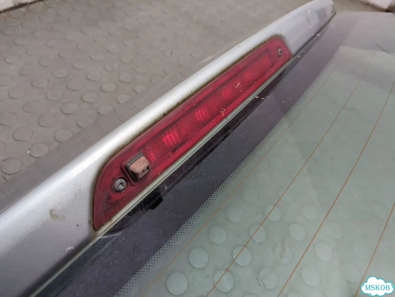 Крышка багажника Ford Focus 1 фото 8