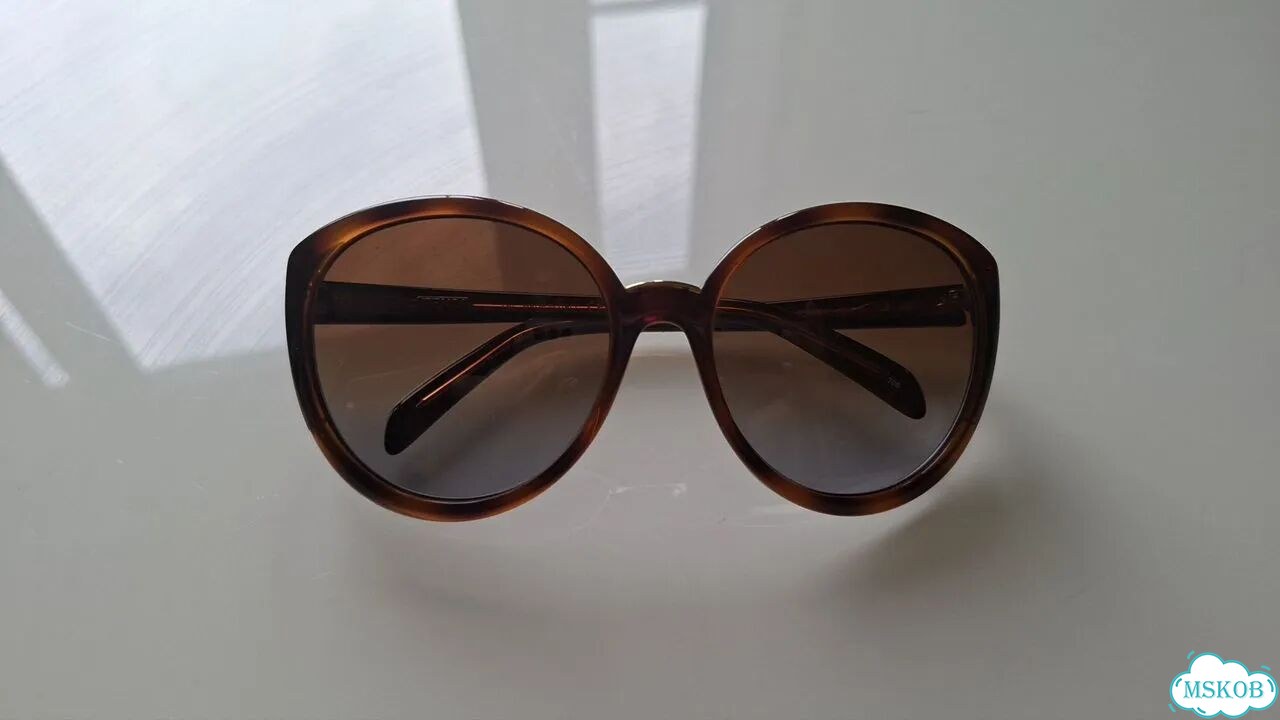 Солнцезащитные очки fendi фото 1