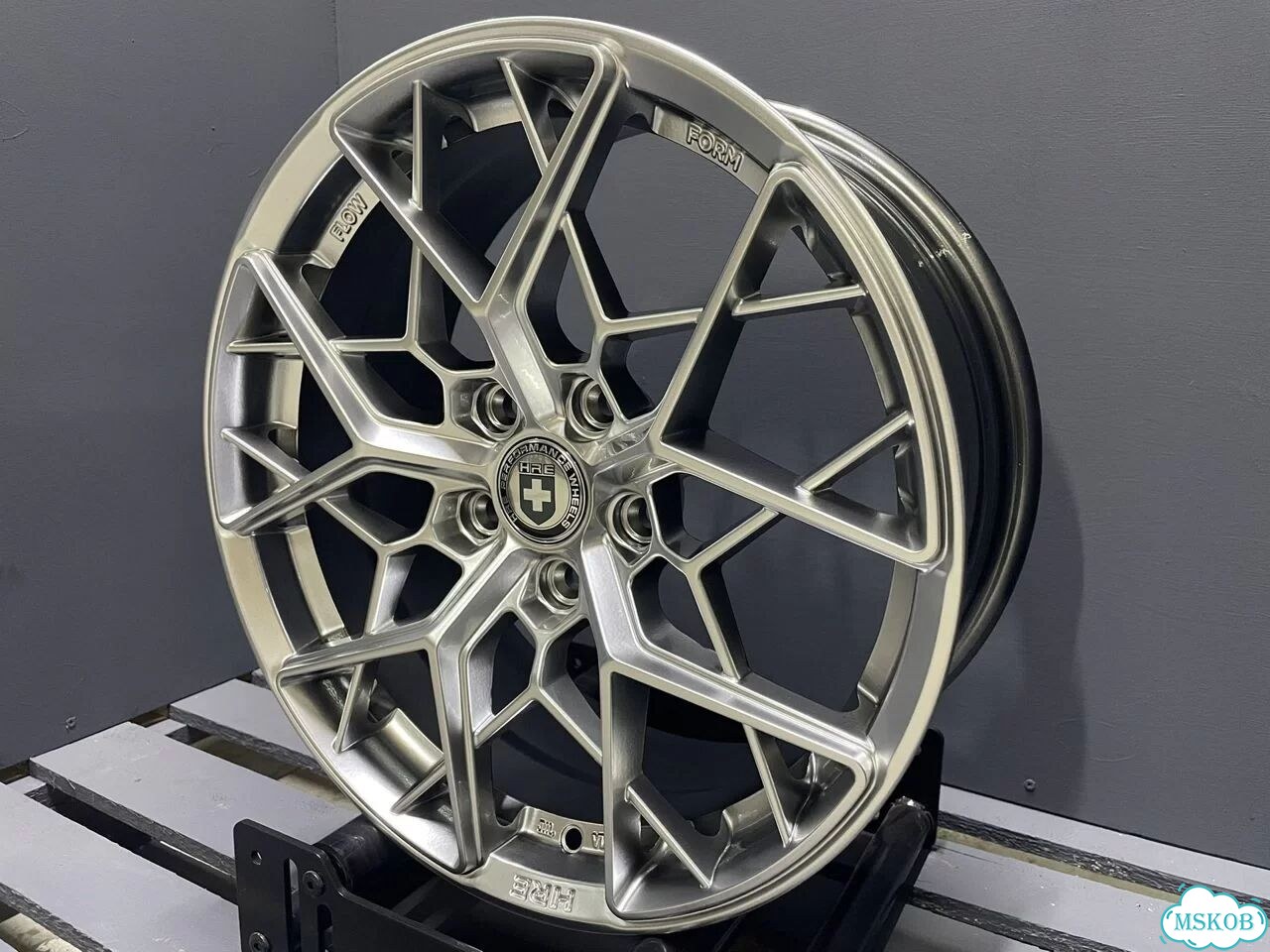 Литые диски Zumbo Wheels 8×R18 5×114.3 фото 5