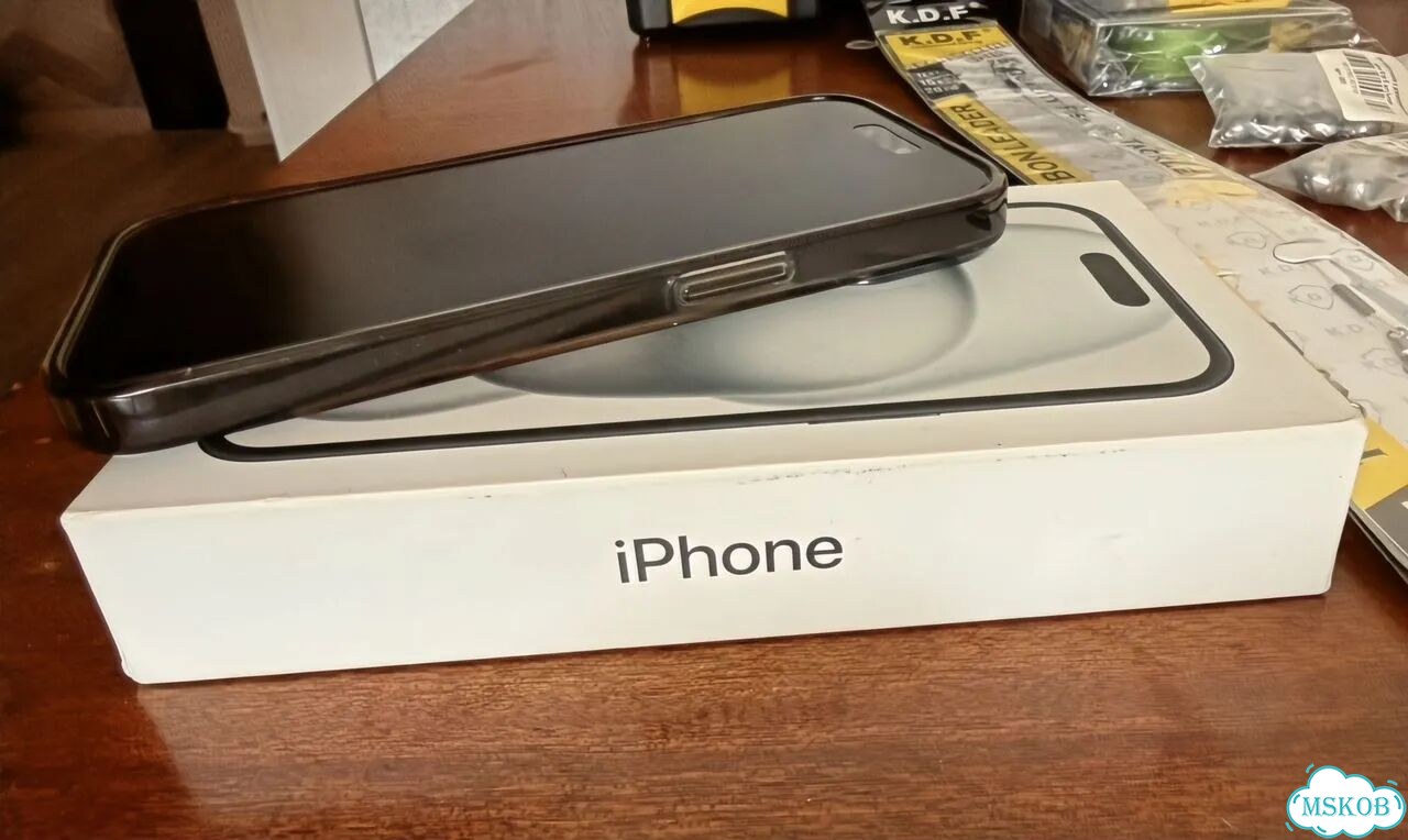 iPhone 15 128 гб бу фото 1