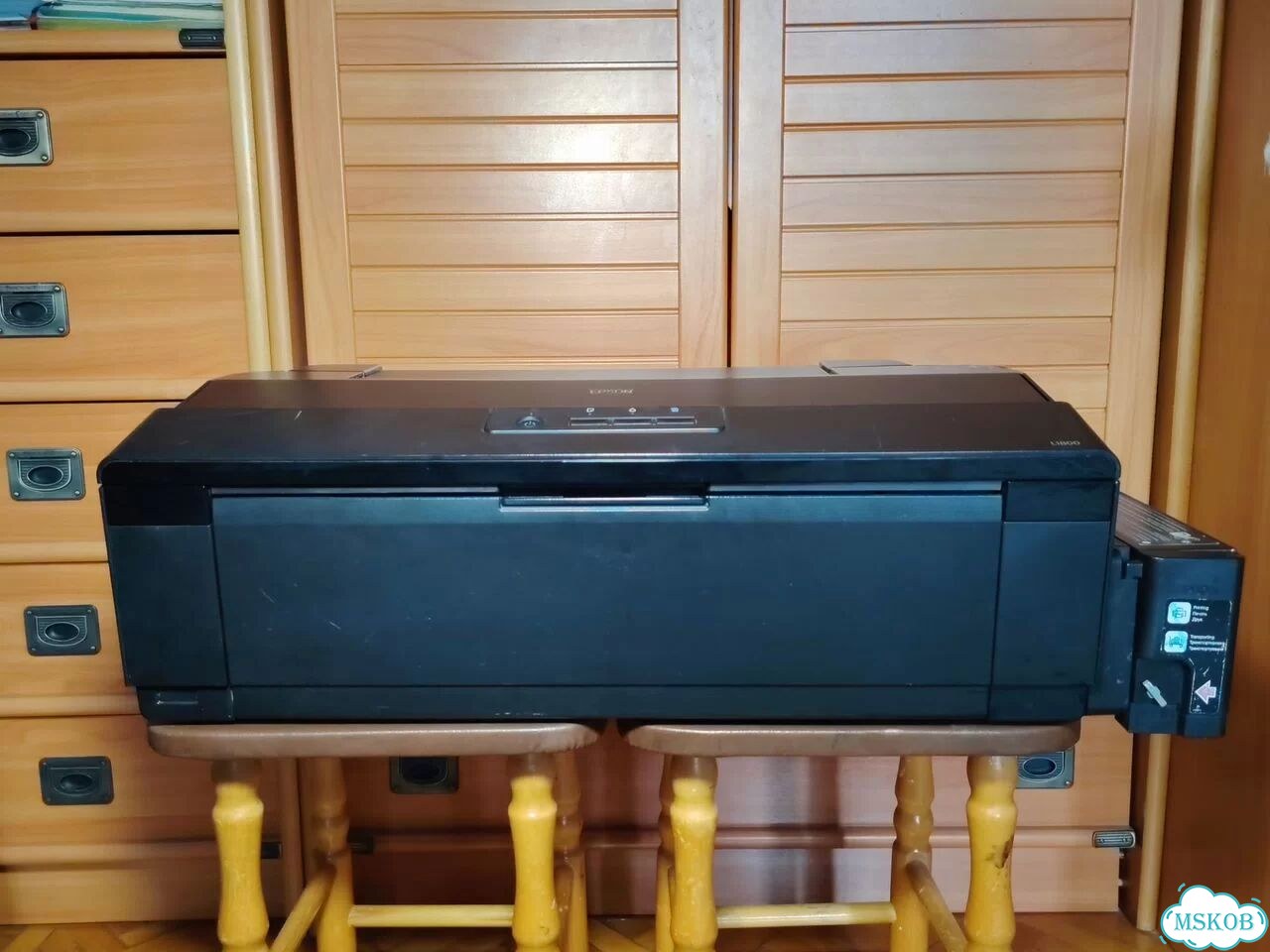 Принтер Epson l 1800 фото 1