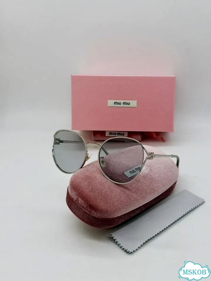 Солнцезащитные очки женские Miu Miu фото 4