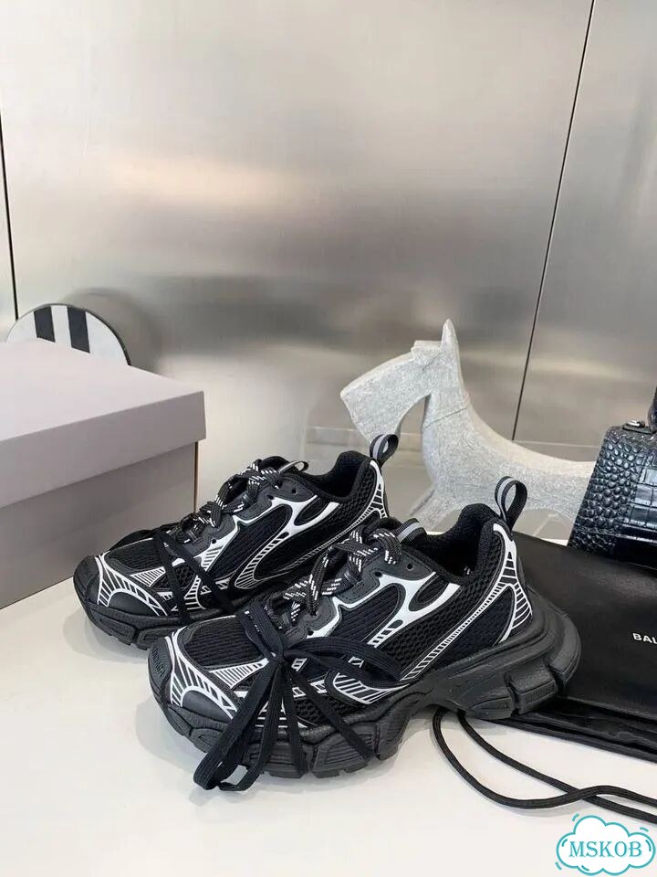 Кроссовки женские Balenciaga фото 5