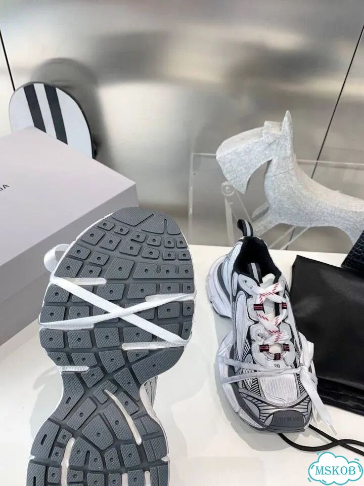 Кроссовки женские Balenciaga фото 7
