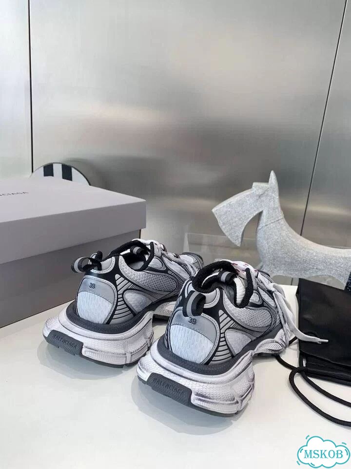 Кроссовки женские Balenciaga фото 8