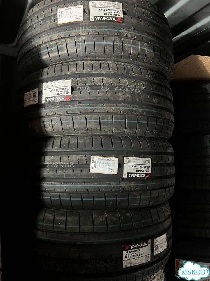 Yokohama Advan Sport V107C 285/45 R22 фото 1