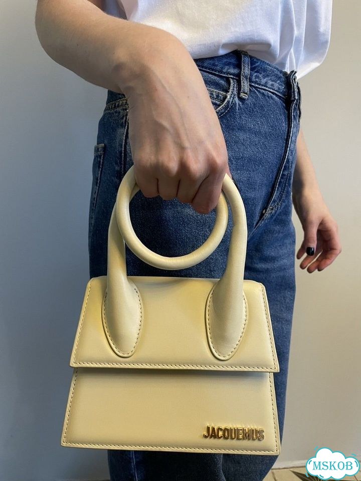 Сумка женская jacquemus фото 5