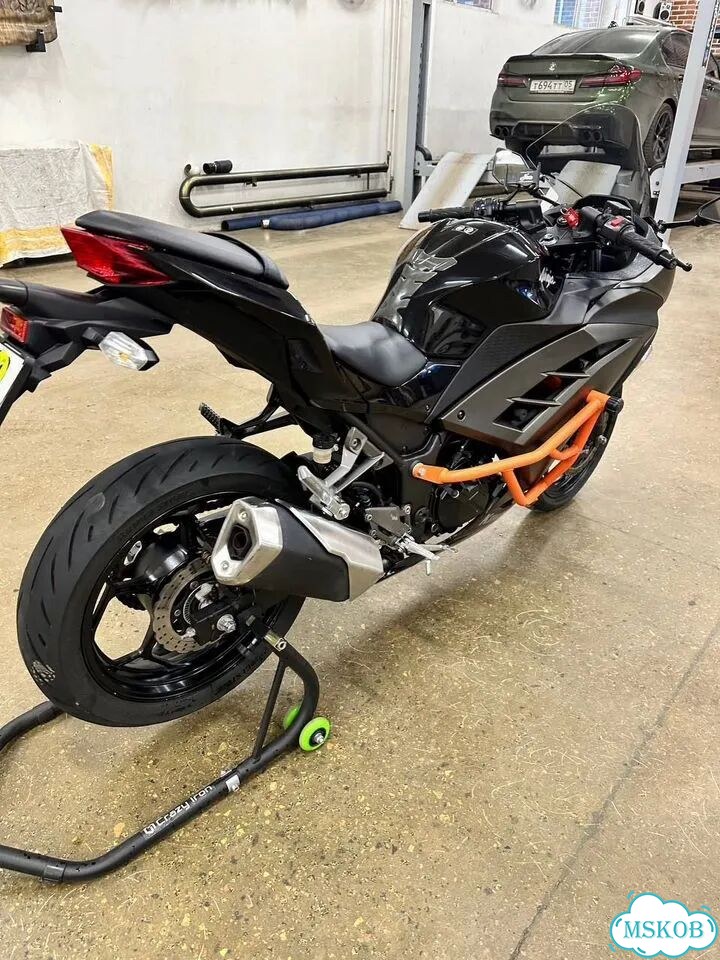 Kawasaki Ninja 300 ABS, 2016, 15 000 км фото 3