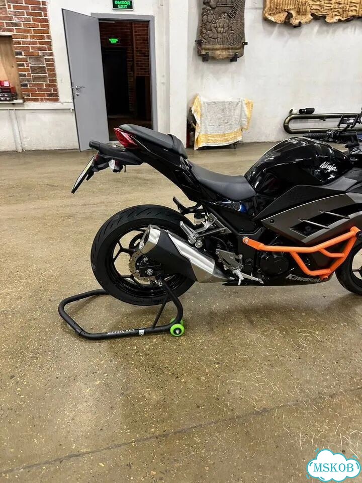 Kawasaki Ninja 300 ABS, 2016, 15 000 км фото 4