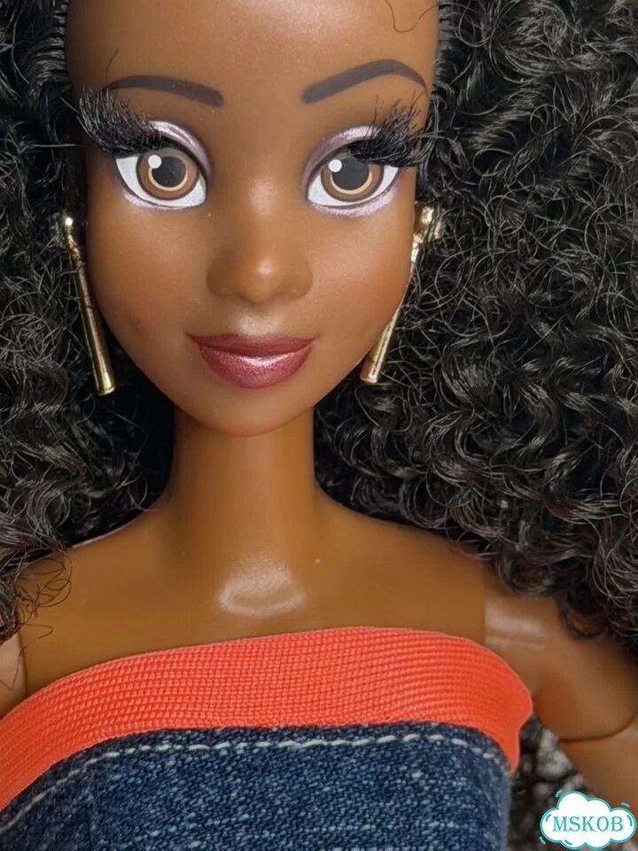 Кукла Disney Limited Edition Princess Tiana фото 3