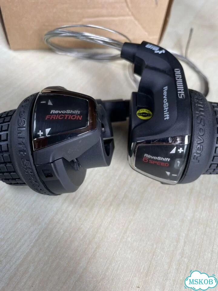 Переключатель скорости Shimano Revoshift фото 1