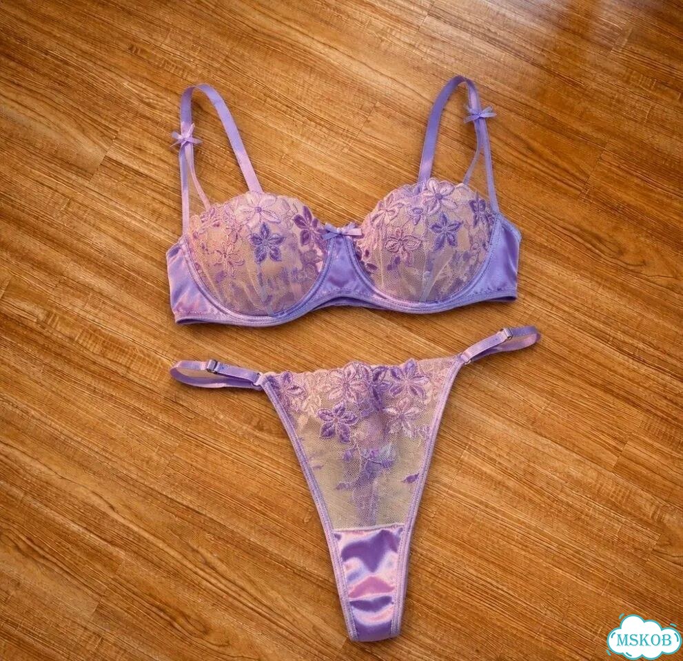 Комплект нижнего белья victoria secret трусы + лиф фото 2